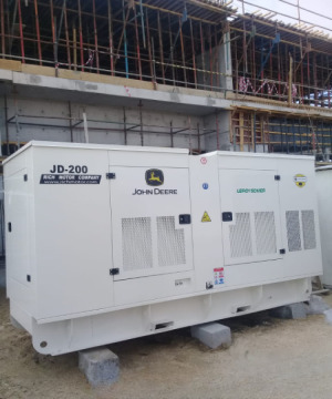 Ghaddar John Deere Generator running 24/7 in construction site in Dubai.