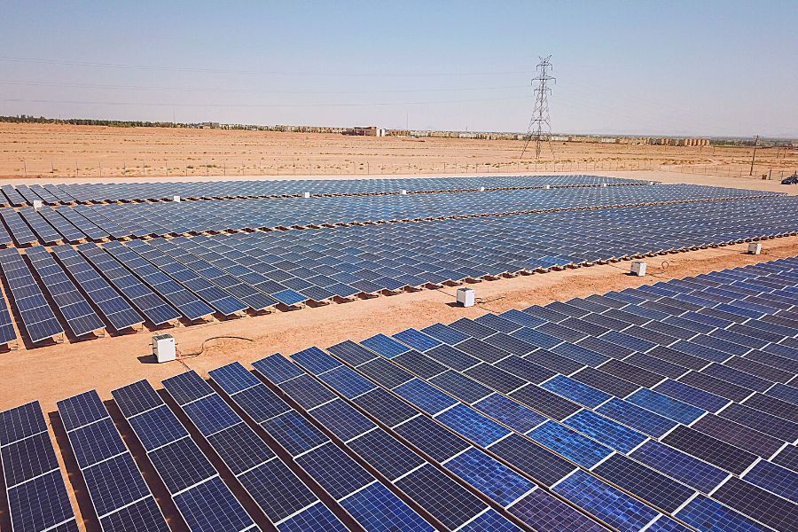 ACWA Power commits $3.25 billion in 3 massive Saudi solar projects