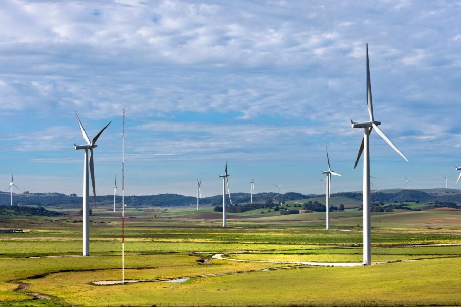 Masdar partners with Bapco Energies to enter Bahrain with 2GW of wind ...